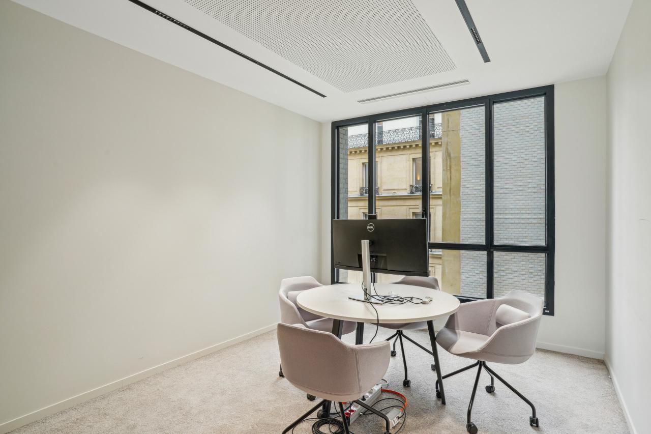 Bureau Paris 779m² Location bureau Paris OLBUR2428373 1